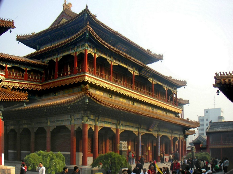 北京市東城区にある雍和宮の万福閣